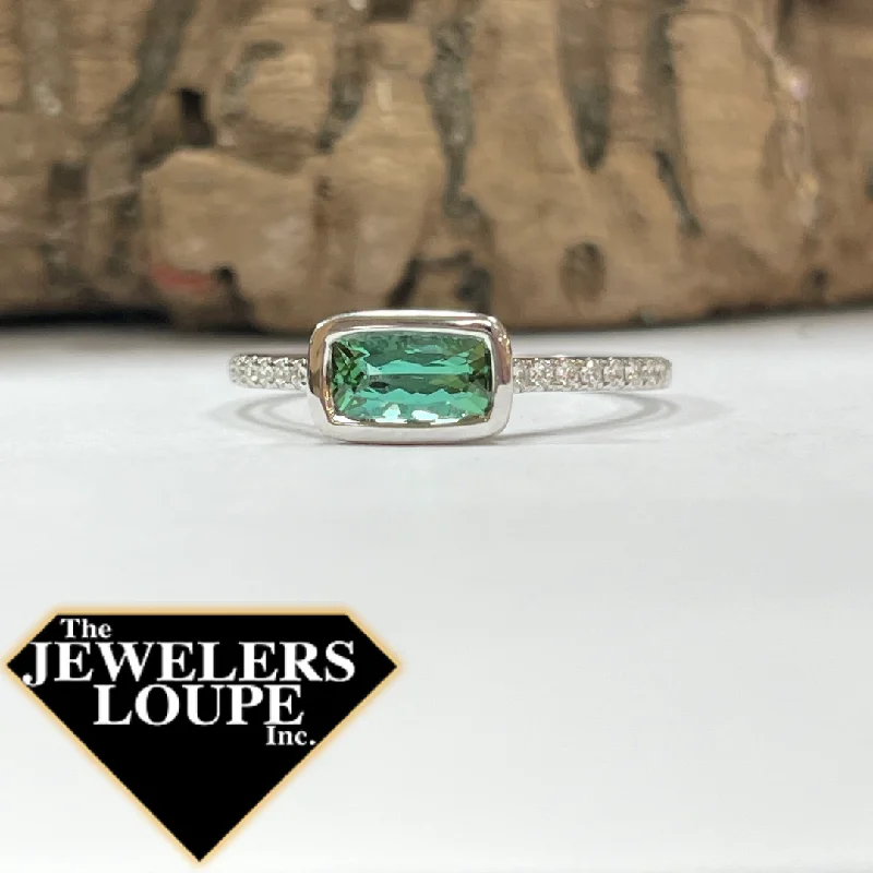 14K White Gold Green Tourmaline and Diamond Ring (96416)