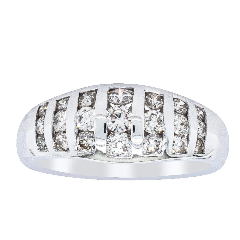 18ct White Gold 1.00ct Diamond Cluster Dress Ring