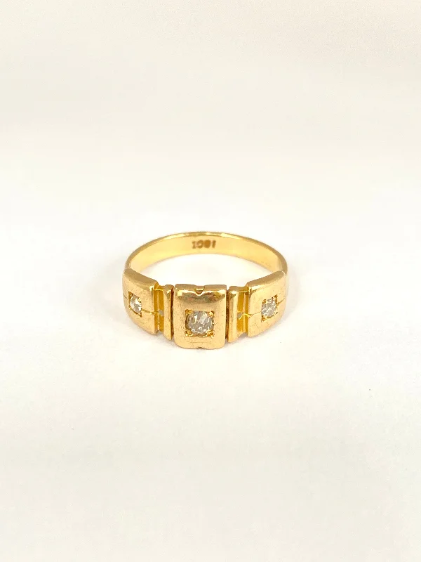 Antique, Victorian, old cut Trilogy Diamond Gypsy Ring, Hallmarked London, 18ct Gold and 1900