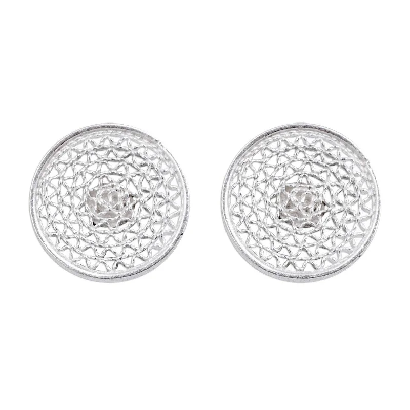 Handmade Sterling Silver 'Hypnotic Mirrors' Earrings (Peru) - 0.4D