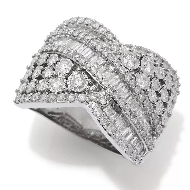 14K White Gold 1.63ctw Tapered Baguette & Round Diamond Ring - 7